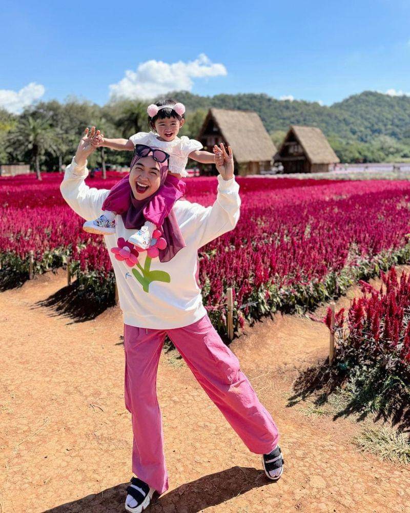 Instagram.com/riaricis1795